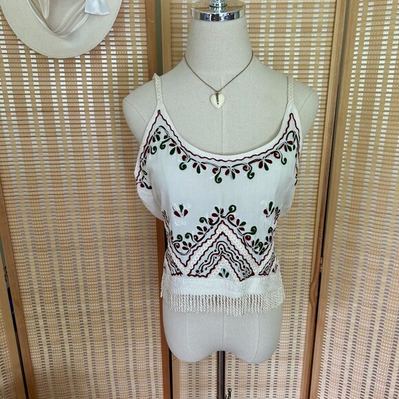 Shoreline White Embroidered Cotton Tank Top & Skirt Set With Fringe Details - Picture 7 of 13